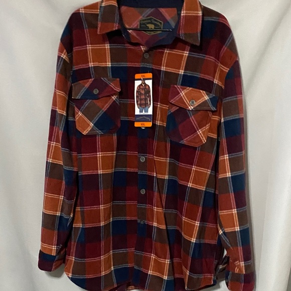 NWT FREEDOM FOUNDRY MENS SIZE XXL NAVY AND RUST FLANNEL SHIRT FRONT POCKETS NEW - Picture 1 of 12